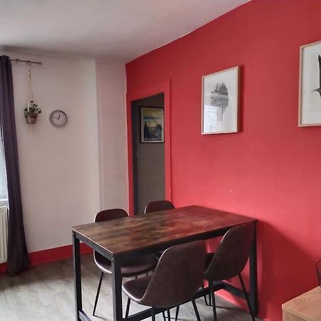 Charmant Appartement Au Calme Avec Parking Besançon Buitenkant foto