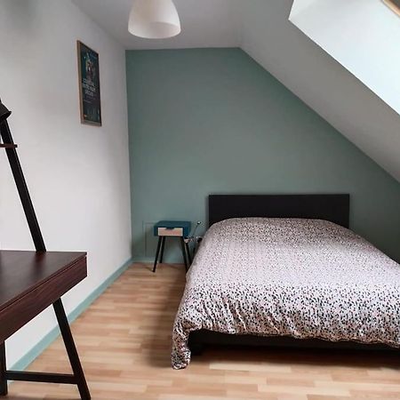 Charmant Appartement Au Calme Avec Parking Besançon Buitenkant foto