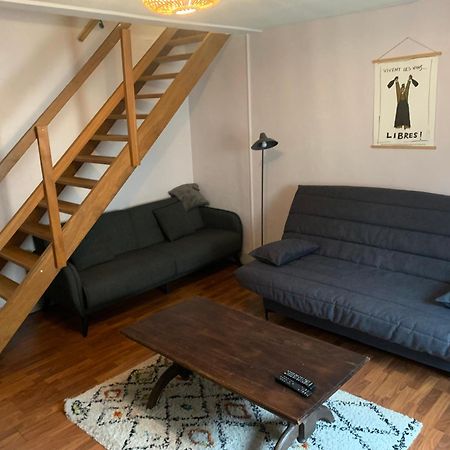 Charmant Appartement Au Calme Avec Parking Besançon Buitenkant foto
